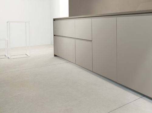 Современная кухня - 045 - MK CUCINE - из камня / без ручки / лакированная