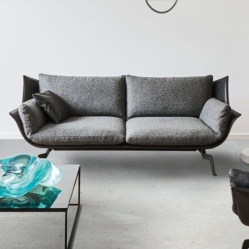 Современный диван - LOFT - ipdesign - из ткани / из кожи / с подлокотниками