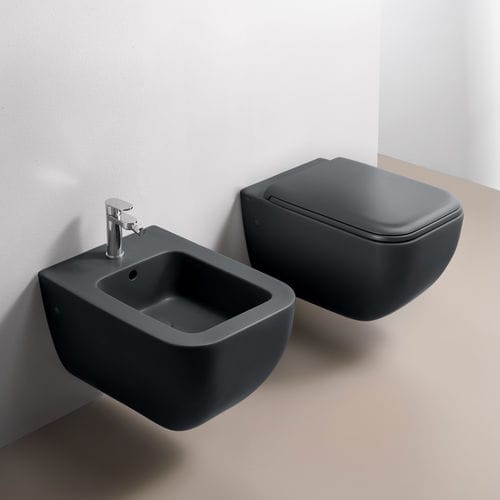 Подвесной унитаз - SHUI COMFORT - BASALTO - Ceramica Cielo - из керамики / прямоугольный / современный