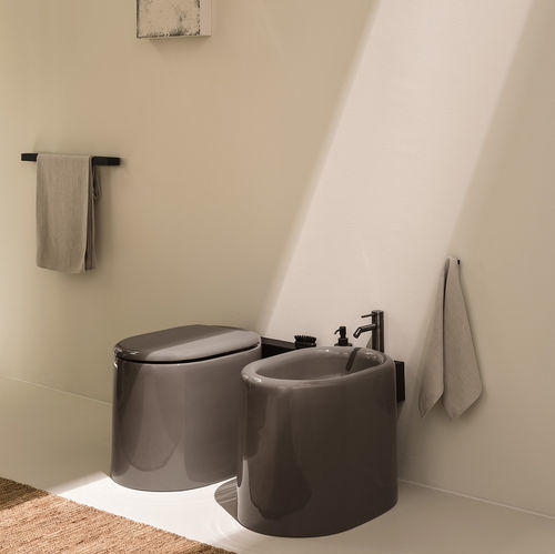 Напольный унитаз - Itaca 347 - Ceramica Cielo - из керамики / для бытового использования / овальный