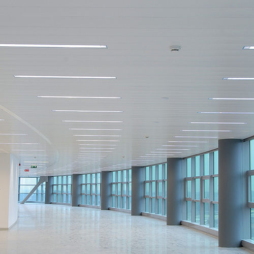 Подвесной потолок из алюминия - Luxalon® 75C / 150C / 225C - Hunter Douglas Architectural - из реек / для офиса / для интерьера