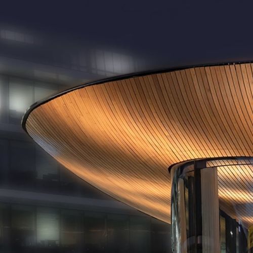 Подвесной потолок из цельной древесины - Derako&reg; Solid Linear Ext - Hunter Douglas Architectural - из панелей / для офиса / для интерьера