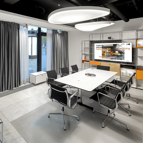 Современный стол для собраний - USM Kitos - USM Modular Furniture - из ламината / с основанием из металла / прямоугольный