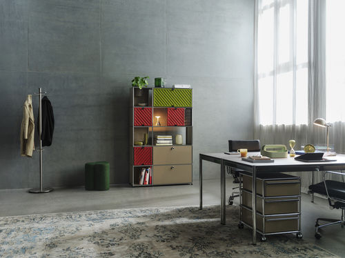 Модульный стеллаж - USM Haller Soft Panel – Red and Green - USM Modular Furniture - самонесущий / современный / из синтетического волокна