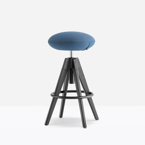 Современный офисный табурет - arki-stool ARKW6/2 - PEDRALI - из ткани / с основанием из дуба / с основанием из алюминия