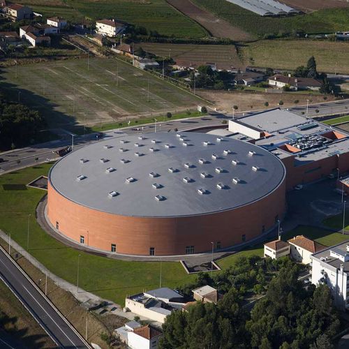 Металлический каркас для кровли - PAVILHÃO MULTIUSOS GONDOMAR - Lanik