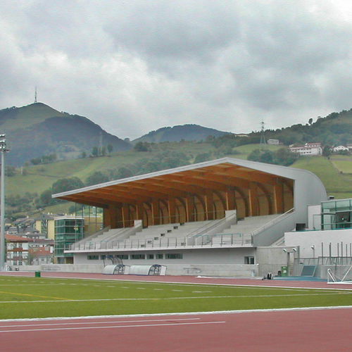 Деревянный каркас деревянный ламинат - TRIBUNAS CAMPO FUTBOL - Lanik - для несущей конструкции / для профессионального использования