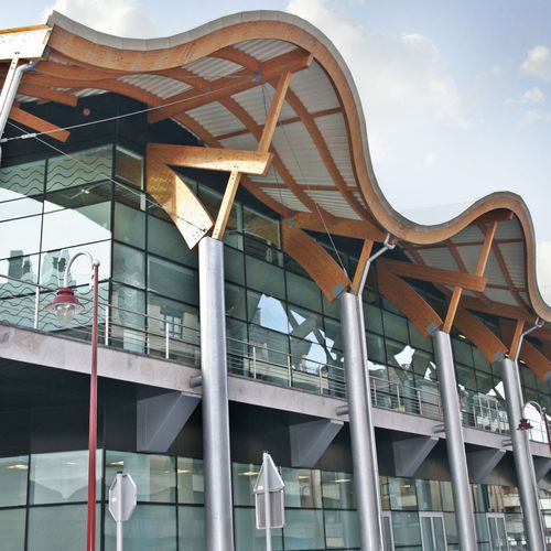 Деревянный каркас деревянный ламинат - POLIDEPORTIVO EN ZARAUZ - Lanik - для несущей конструкции / для профессионального использования