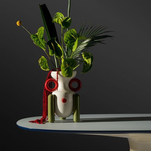 Ваза уникальный дизайн - EXPLORER  - BD Barcelona Design - из глазированной керамики / настольная / Jaime Hayon