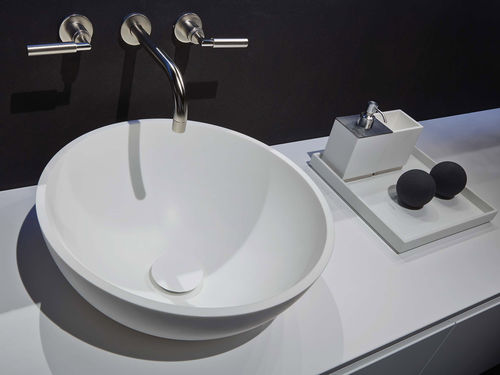Настольная раковина - K.FLY - RI.FRA MOBILI - из Corian® / с регулируемым зеркалом / круглая