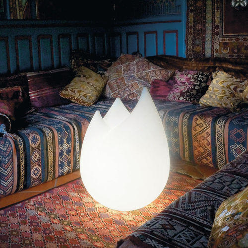 Напольная лампа - FLAME - SERRALUNGA - из полиэтилена низкой плотности (ПЭВД) / современная / проводная