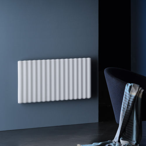 Радиатор на горячей воде - STRIPE - ARBLU - 751 w...1000 w / современный / из металла