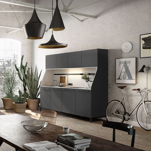 Современная кухня - URBAN : 29 - SIEMATIC - из дерева / компактная / с ручками