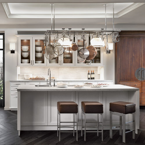 Классическая кухня - BEAUXARTS - SIEMATIC - из лакированной древесины / островного типа / с ручками