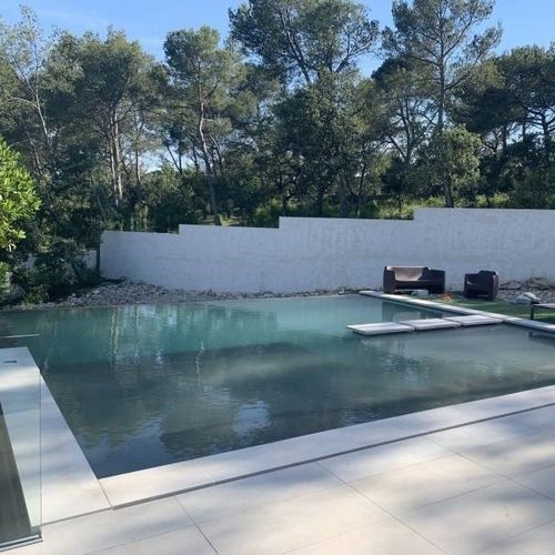 Бортик бассейна из натурального камня - Moleanos Gascogne Bege - LUSOROCHAS NATURAL STONE - противоскользящий / угловой