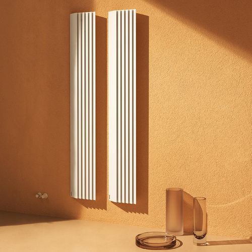 Электрический полотенцесушитель - STEP-BY-STEP - TUBES - на горячей воде / 0...500 w / 501 w...750 w