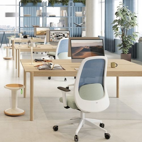 Современный стул для офиса - HEJIS3 - Interstuhl Büromöbel GmbH & Co. KG - для интерьера / из ткани / с основанием из металла