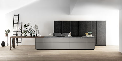 Современная кухня - Genius Loci - VALCUCINE - из стекла / из камня / из меди