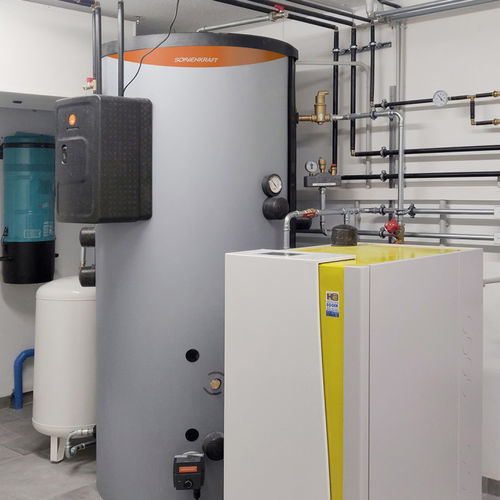 Баллон с горячей водой на солнечной батарее - COMFORT PLUS - Sonnenkraft Gmbh - напольный / вертикальный / для домашнего использования