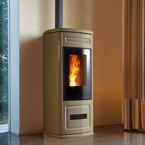 Печь-камин на пеллетах - P230 C - Piazzetta - 0-5 кВ / 11 kW / отдельностоящая