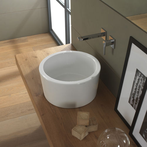 Настольная раковина - BUCKET - Scarabeo Ceramiche - из керамики / со встроенными полотенцесушителями / персонализированная