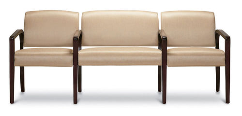Современный cтул - AMICO - Carolina Business Furniture - из кожи / с основанием из древесины / закрепленный