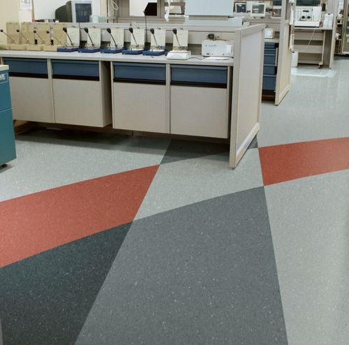 Виниловое напольное покрытие - MEDINTONE - Armstrong flooring - для интерьера / для медицинского учреждения / для профессионального использования