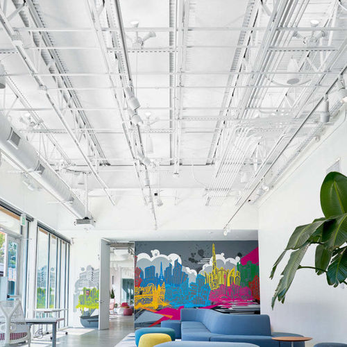 Подвесной потолок из минерального волокна - INVISACOUSTICS&trade; - Armstrong ceilings - USA - из плит / внутренний / декоративный