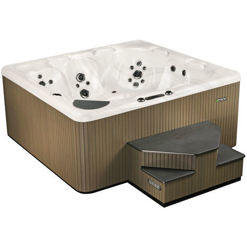 Каркасная спа-ванна - 740 - Beachcomber Hot Tubs - квадратная / 5 мест / для наружного применения