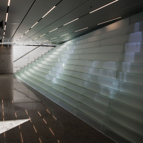 Прямая лестница - KISTEFOS MUSEUM FAN DESIGN - Siller Stairs - со стеклянными ступеньками / стеклянная конструкция / для музея