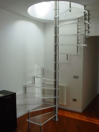 Винтовая лестница - SCIRIA GLASS - Siller Stairs - с акриловыми ступеньками / конструкция из нержавеющей стали / для бытового использования