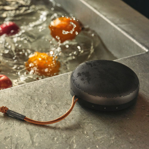 Беспроводная колонки - BEOSOUND A1 3RD GEN - BANG & OLUFSEN - bluetooth / всенаправленная / умная