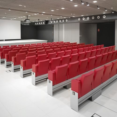 Современное кресло для аудитории - MUTARAIL - Figueras International Seating - из кожи / из литого алюминия / из экструдированного алюминия
