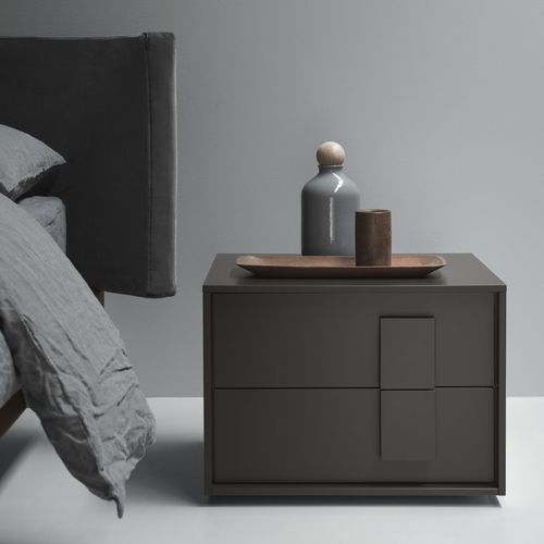 Современный ночной столик - NAVIS - md house - из лакированной древесины / из ясеня / прямоугольный