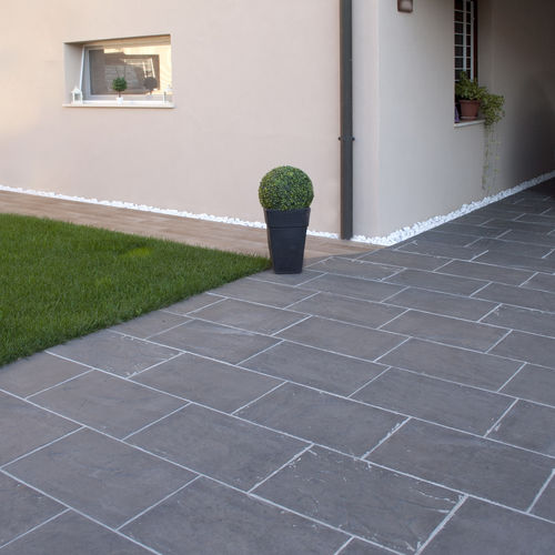 Уличная плитка из бетона - PIETRA ARDESIA - MASPE PAVINGS - из восстановленного камня / для наружного применения / для пешеходных переходов