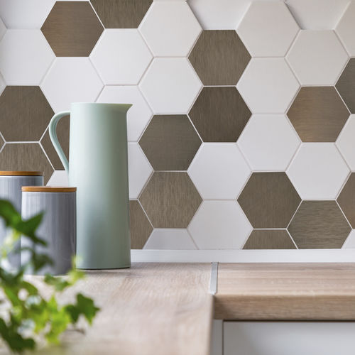 Покрытие для стен для внутреннего пространства - HEXAGONAL, METAL SHAPES - Planium - из металла / сатинированное / текстурированное