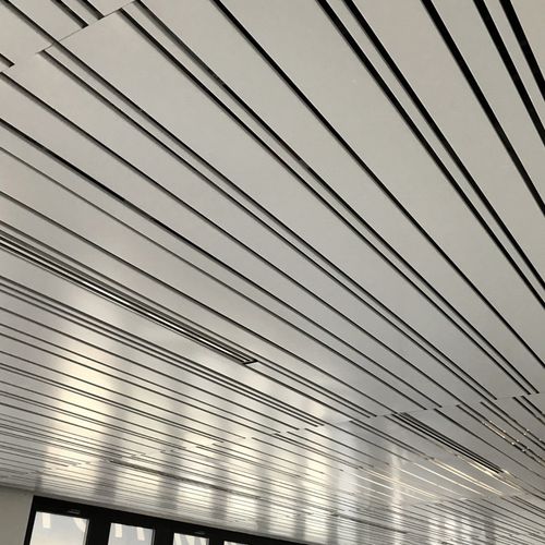 Подвесной потолок из алюминия - S MULTILINE - Atena spa - из стали / из реек / для интерьера
