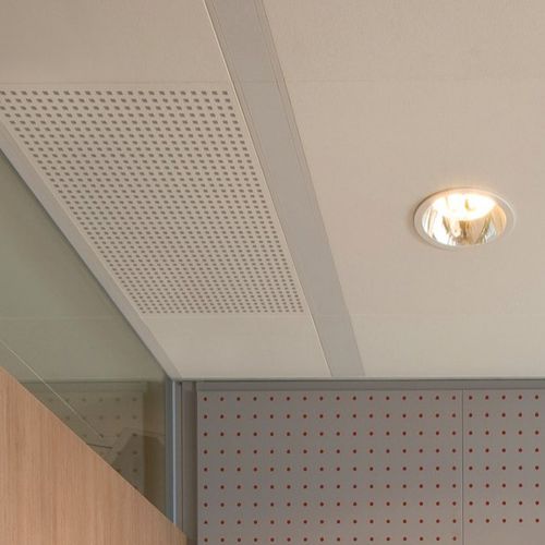 Подвесной потолок из экструдированного алюминия - MULTICHANNEL - Atena spa - из панелей / для офиса / для интерьера