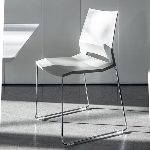 Современный стул для конференций - EDGE - Fantoni - для интерьера / из ткани / из полипропилена
