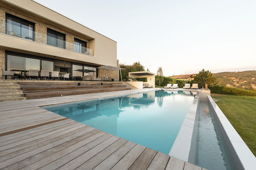 Бассейн для наружного применения - COTE JARDIN LYON - PISCINES CARRE BLEU - заглубленный / из бетона
