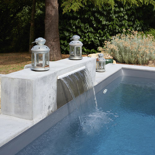 Каскад для бассейна - LAME D'EAU POITIERS - PISCINES CARRE BLEU