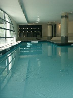 Бассейн для наружного применения - PAU - PISCINES CARRE BLEU - заглубленный / из бетона