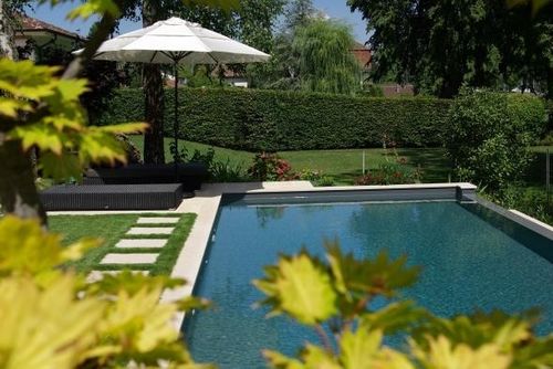 Переливной бассейн - SUISSE - PISCINES CARRE BLEU - для наружного применения / заглубленный / из бетона