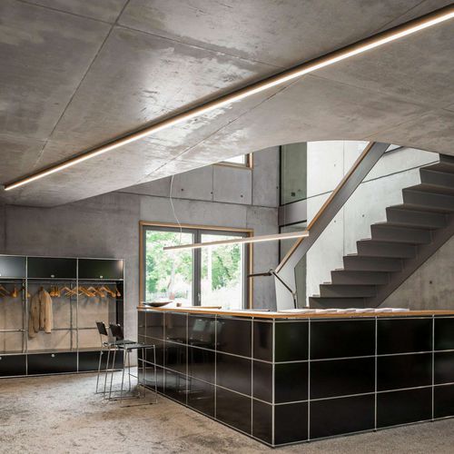 Выступающий светильник - KALIS C - Intra Lighting d.o.o. - флюоресцентный / линейный / из алюминия