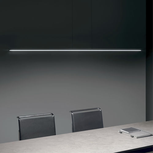 Подвесной светильник - STRAIGHT_P1 - LINEA LIGHT GROUP - LED / линейный / IP20