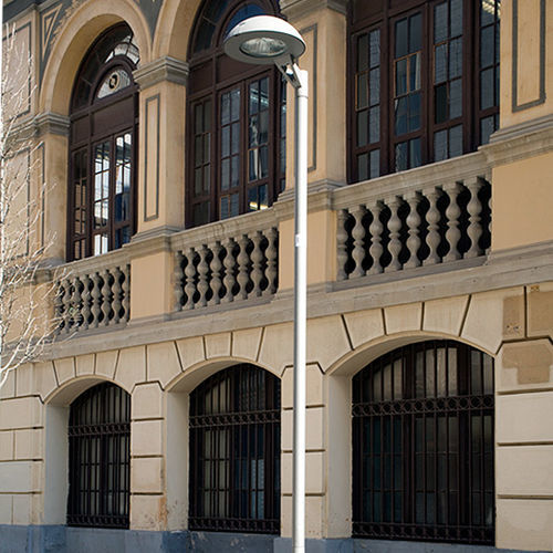 Городской фонарный столб - BASIC L LAT - Salvi Lighting - современный / из литого алюминия / из нержавеющей стали