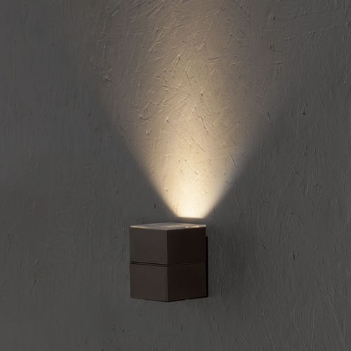 Современный настенный светильник - CU-BOX - Antonangeli Illuminazione . - для наружного применения / из алюминия / кубический