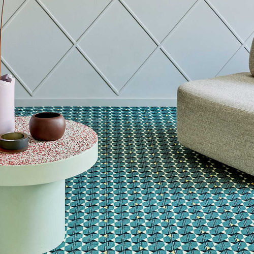 Ковровое покрытие с разрезным ворсом - GRAND HOTEL   - BESANA MOQUETTE - из полиамида / контрактное / c геометрическим рисунком