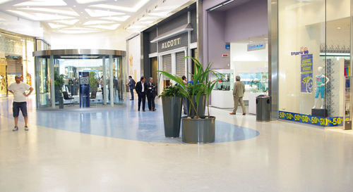 Напольное покрытие из полимера - BASIC TERRAZZO - IPM ITALIA - для гостиницы / для аэропорта / для сектора услуг