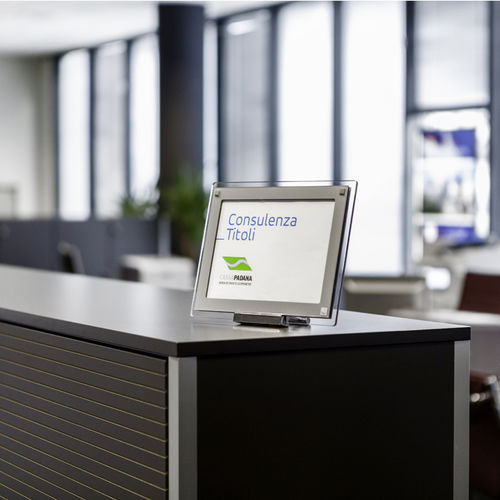 Указательная табличка на столешнице - SIGN_DESK - Flex - из плексигласа / двусторонняя / для интерьера